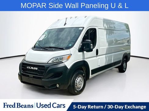 Used 2025 RAM ProMaster 3500 w/ Convenience Group FWD image 3