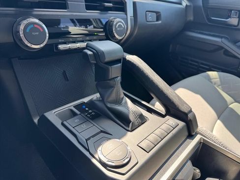Used 2025 Toyota Tacoma SR5 RWD image 19