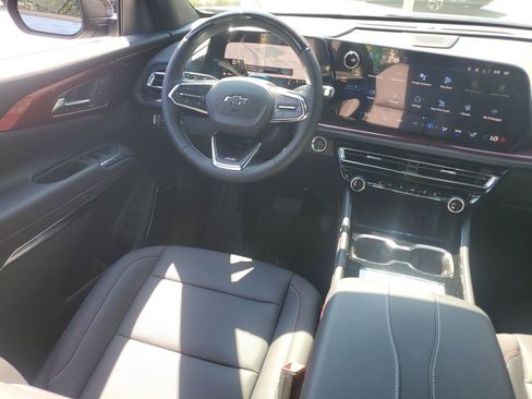 New 2026 Chevrolet Traverse Z71 w/ Enhanced Driving Package image 12