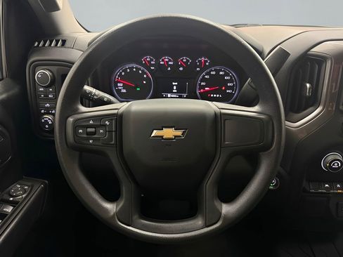 Used 2023 Chevrolet Silverado 1500 Custom image 16