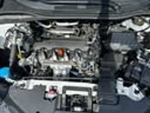 Used 2022 Honda HR-V LX image 13