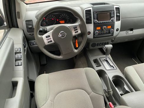 Used 2016 Nissan Frontier SV w/ SV Value Truck Package image 12