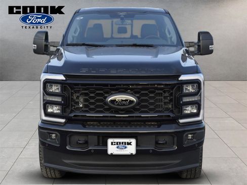 New 2026 Ford F250 Lariat w/ Black Appearance Package AWD/4WD image 2