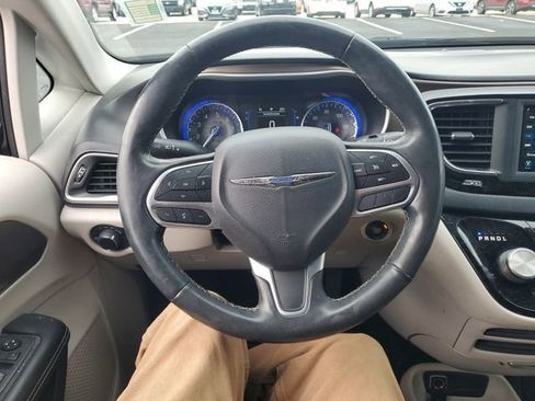 Used 2020 Chrysler Voyager LX w/ Cold Weather Group image 30