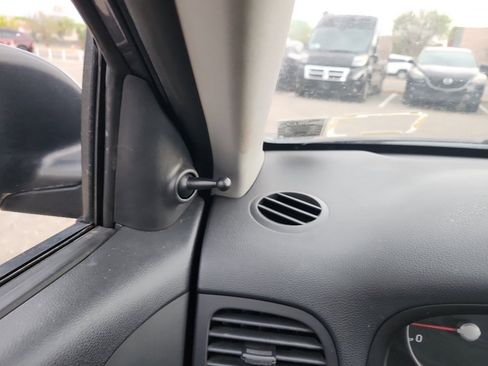 Used 2010 Hyundai Accent GS image 26