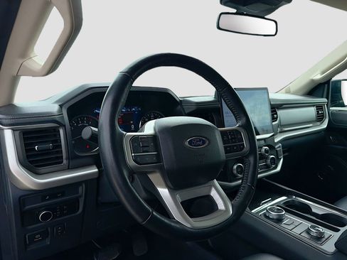 Used 2024 Ford Expedition Max XLT AWD/4WD image 10