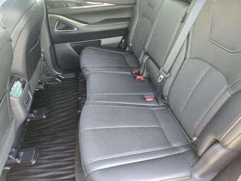 Used 2027 INFINITI QX65 Sport w/ Cargo Package AWD/4WD image 13