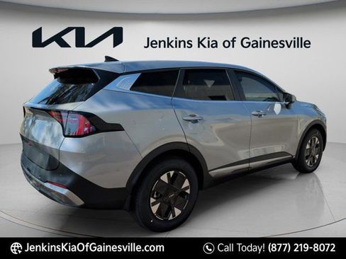 New 2026 Kia Sportage LX FWD image 3