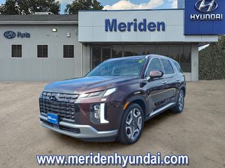 Used 2023 Hyundai Palisade Limited w/ Cargo Package AWD/4WD video 1