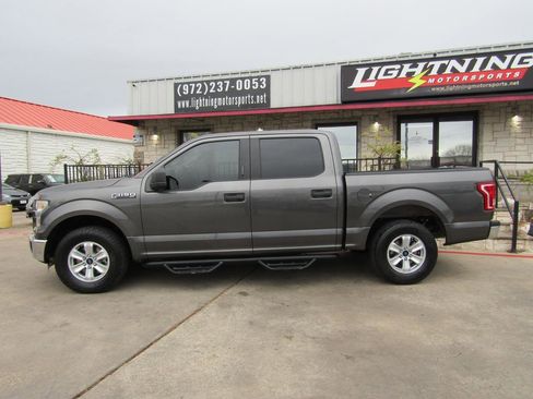 Used 2015 Ford F150 XLT image 2