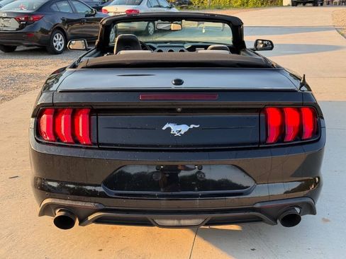 Used 2018 Ford Mustang Premium RWD image 6