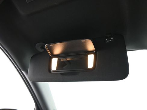 Used 2025 GMC Acadia Elevation image 36