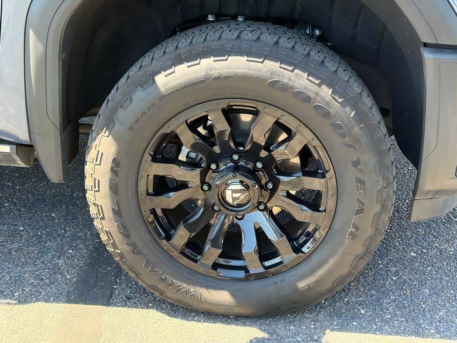 Used 2026 GMC Sierra 2500 Denali Ultimate w/ Max Trailering Package AWD/4WD image 10