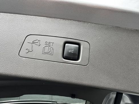 Certified 2024 Lincoln Corsair AWD w/ Equipment Group 101A image 45