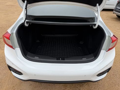 Used 2017 Chevrolet Cruze Premier image 7