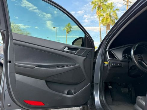 Used 2016 Hyundai Tucson Limited image 36