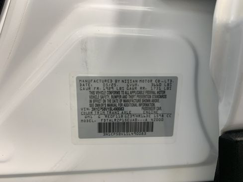 Used 2025 Nissan Kicks Play S FWD image 13