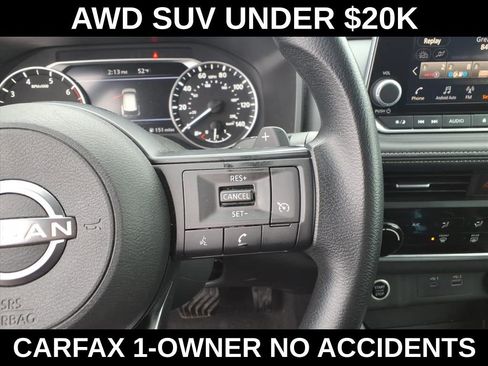 Used 2023 Nissan Rogue S image 21