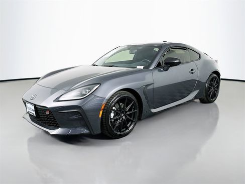 Certified 2025 Toyota GR86 Premium image 3