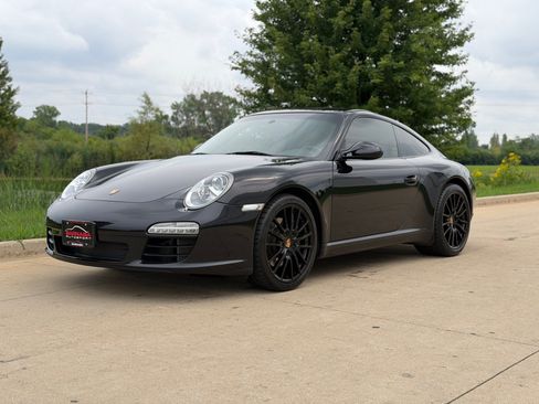 Used 2010 Porsche 911 Carrera RWD image 1
