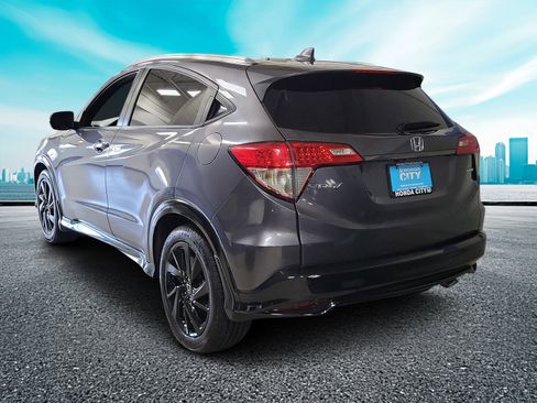 Used 2022 Honda HR-V Sport image 3