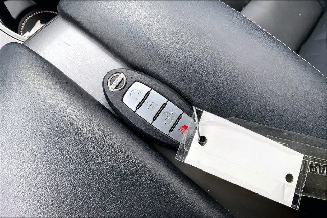 Used 2023 Nissan Murano SV FWD image 34