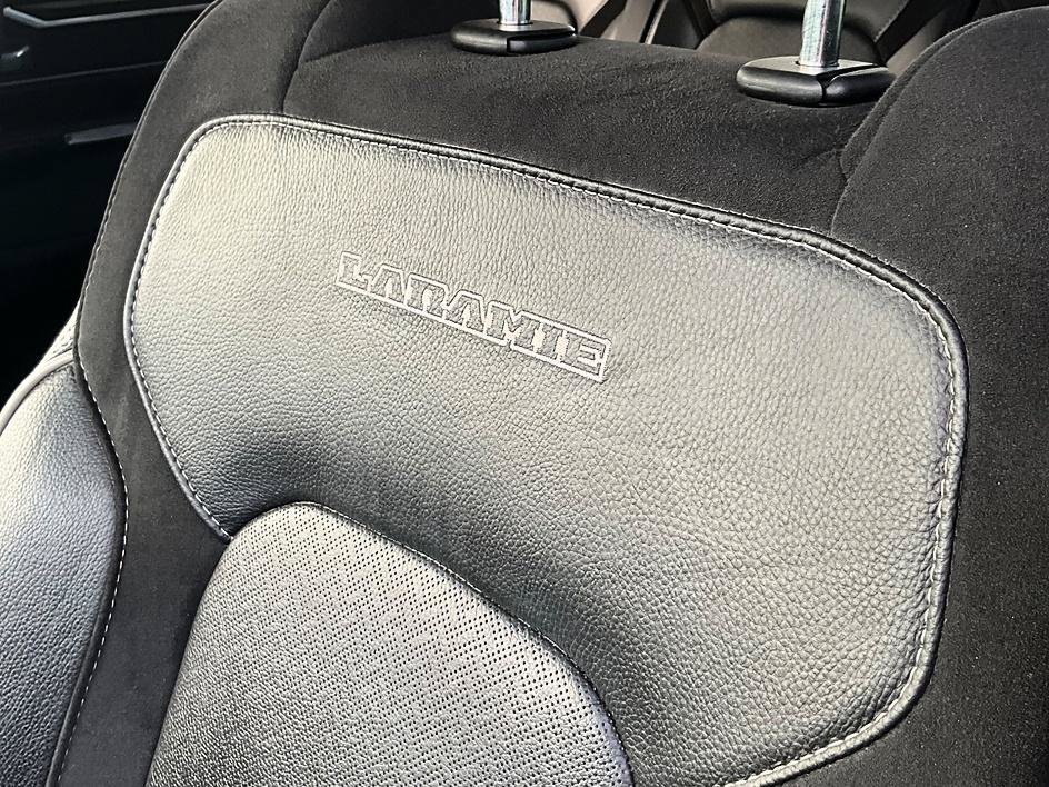 Used 2022 RAM 1500 Laramie AWD/4WD image 39