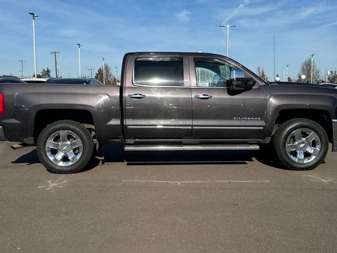 Used 2016 Chevrolet Silverado 1500 LTZ image 3