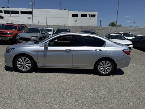 Used 2015 Honda Accord EX-L image 7