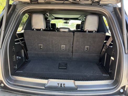 Used 2020 Ford Expedition XLT w/ Equipment Group 202A RWD image 43