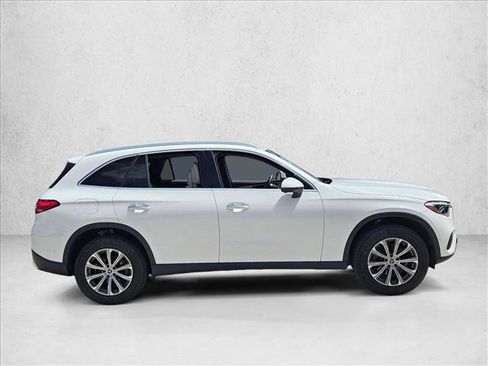Certified 2024 Mercedes-Benz GLC 300 image 2