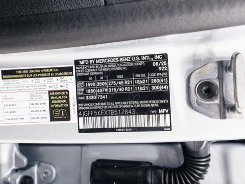 Certified 2026 Mercedes-Benz GLS 450 4MATIC image 42