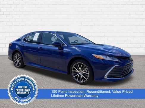 Used 2024 Toyota Camry XLE image 1