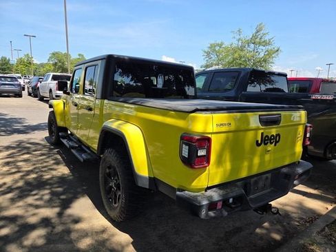 Used 2024 Jeep Gladiator Sport AWD/4WD image 6