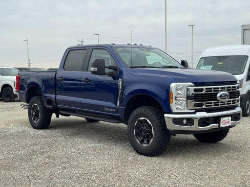 New 2026 Ford F250 XLT w/ Tremor Off-Road Package image 2