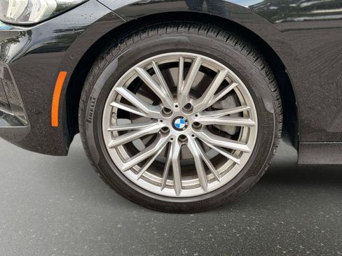 Used 2023 BMW 330i Sedan w/ Premium Package RWD image 10
