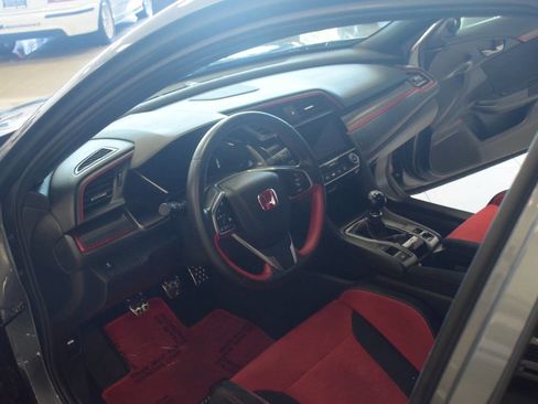 Used 2018 Honda Civic Type R image 47