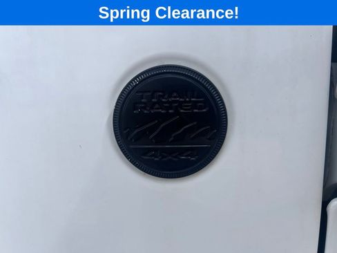 Used 2021 Jeep Wrangler Unlimited Sahara AWD/4WD image 11