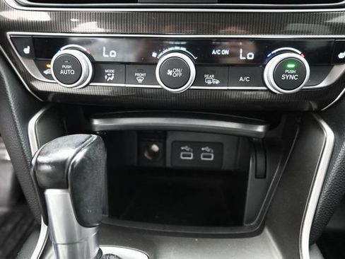 Used 2022 Honda Accord Sport Special Edition image 18