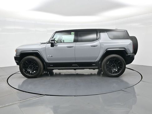 Used 2025 GMC Hummer EV 2X image 10