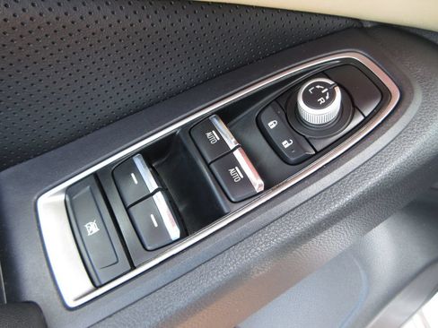 Used 2021 Subaru Ascent Limited w/ Popular Package #2A AWD/4WD image 10