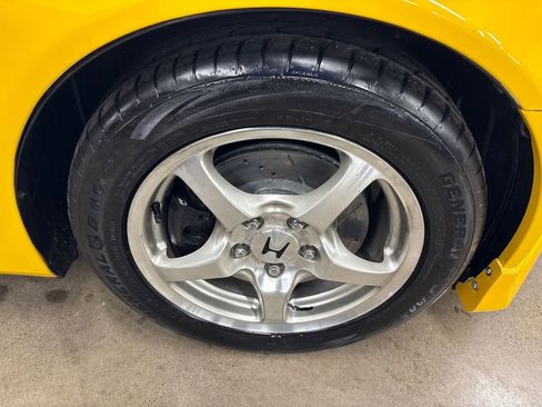 Used 2003 Honda S2000 image 39