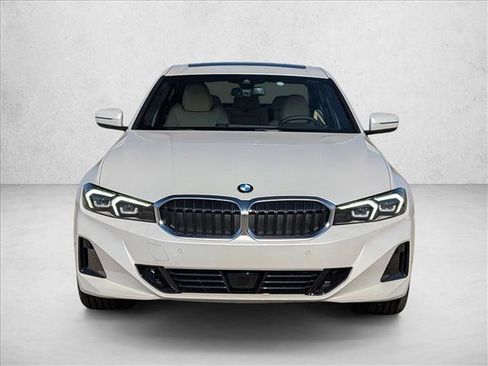 Used 2026 BMW 330i Sedan w/ Premium Package image 6
