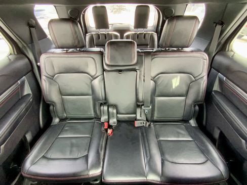 Used 2019 Ford Explorer Sport image 29