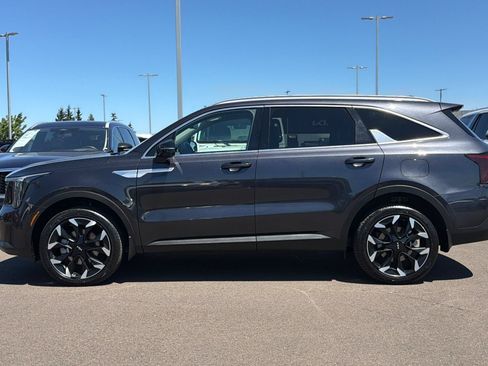 Used 2025 Kia Sorento EX AWD/4WD image 7