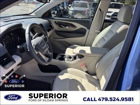 Used 2024 GMC Terrain Denali w/ Denali Premium Package AWD/4WD image 17