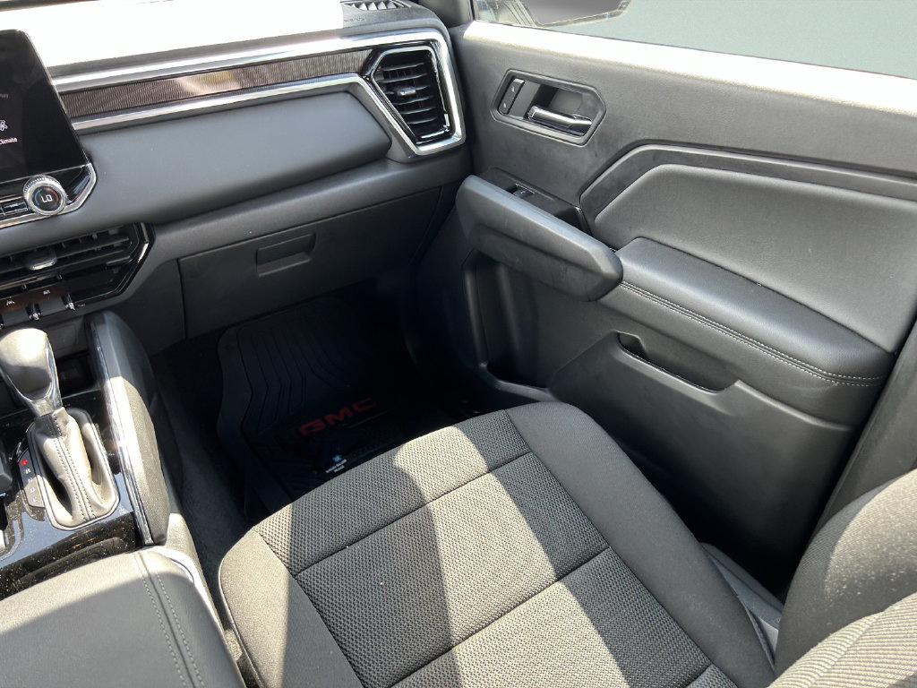 Used 2024 GMC Canyon Elevation w/ Convenience Package RWD image 20