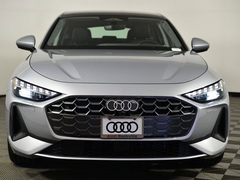 Used 2025 Audi A5 2.0T Premium Plus w/ Premium Plus AWD/4WD image 5