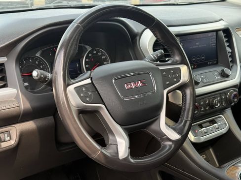 Used 2020 GMC Acadia SLE w/ Driver Convenience Package AWD/4WD image 2
