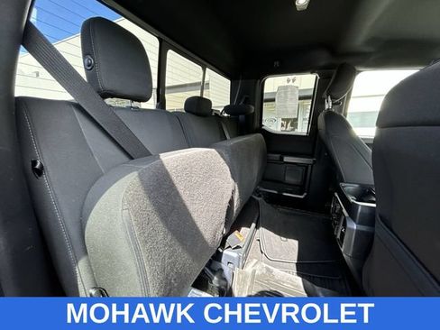 Used 2019 Ford F150 XLT w/ Equipment Group 302A Luxury AWD/4WD image 27